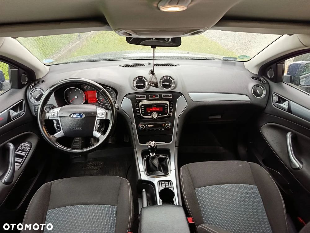 Ford Mondeo - 7
