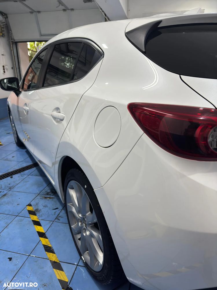 Mazda 3 SKYACTIV-D 150 Automatik Sports-Line - 9