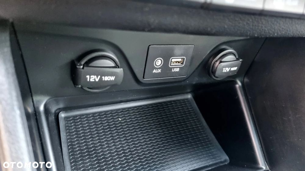 Hyundai Tucson blue 1.7 CRDi 2WD Intro Edition - 30
