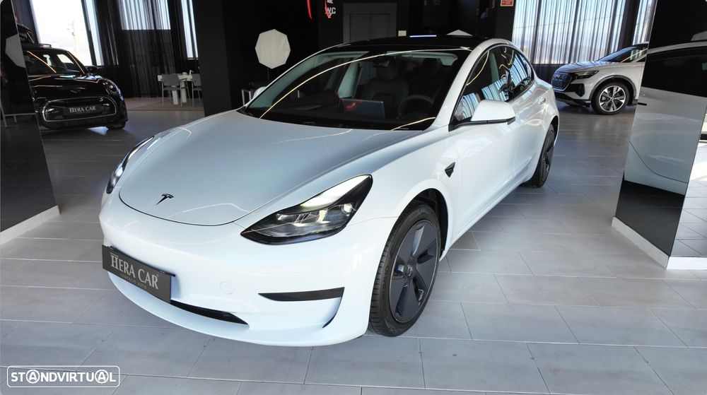 Tesla Model 3 Standard Range Plus RWD - 2