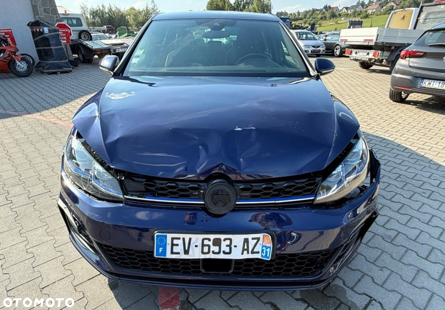 Volkswagen Golf - 4