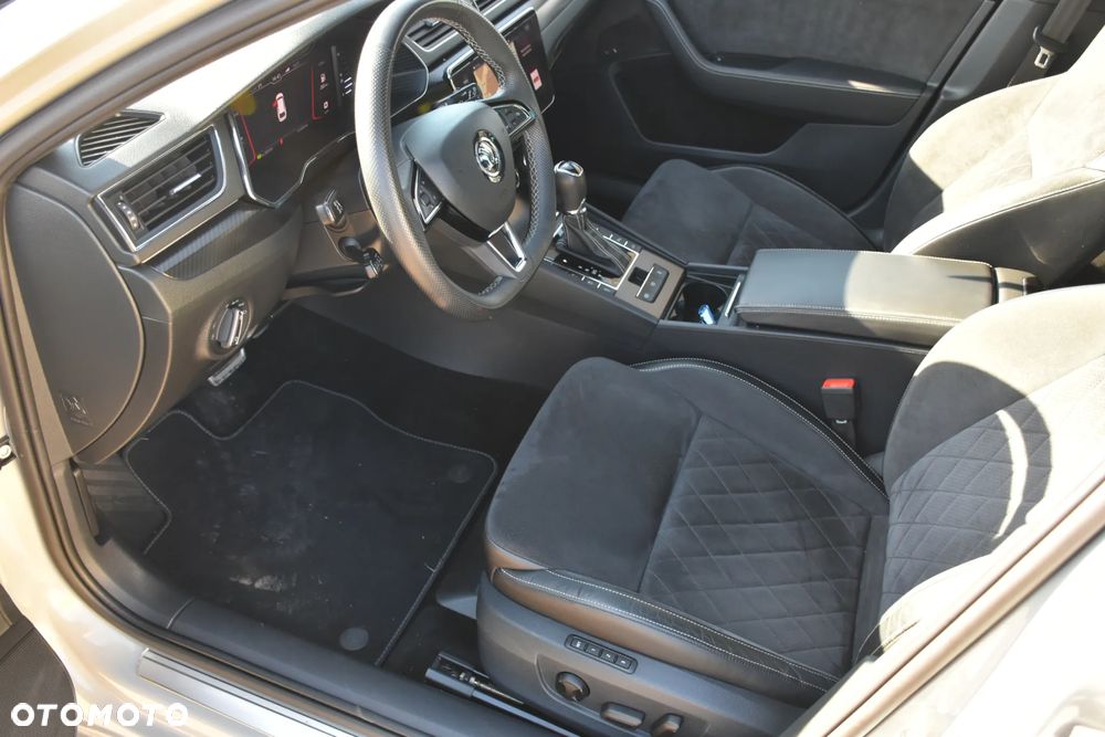 Skoda Superb 2.0 TDI DSG Sportline - 13