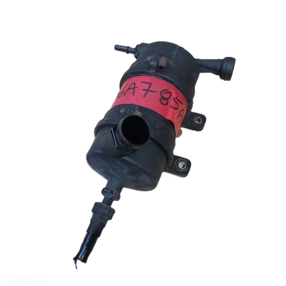 Separator oleju / moduł odpowietrzenia skrzyni korbowej GC466A785AEN FORD OE