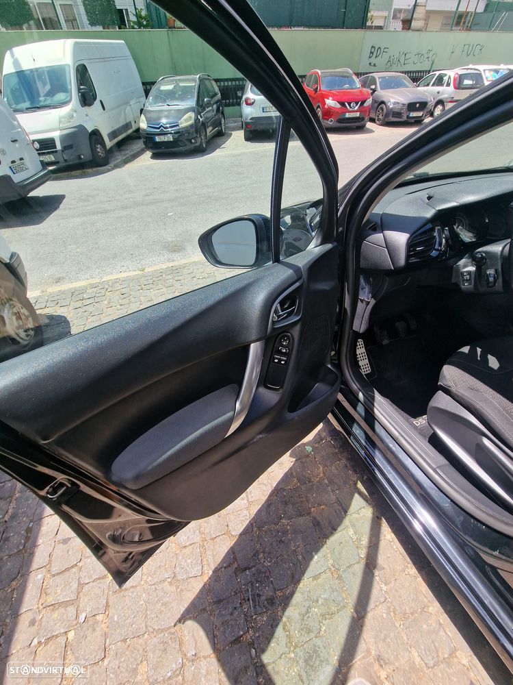 Citroën C3 1.2 VTi Exclusive - 14