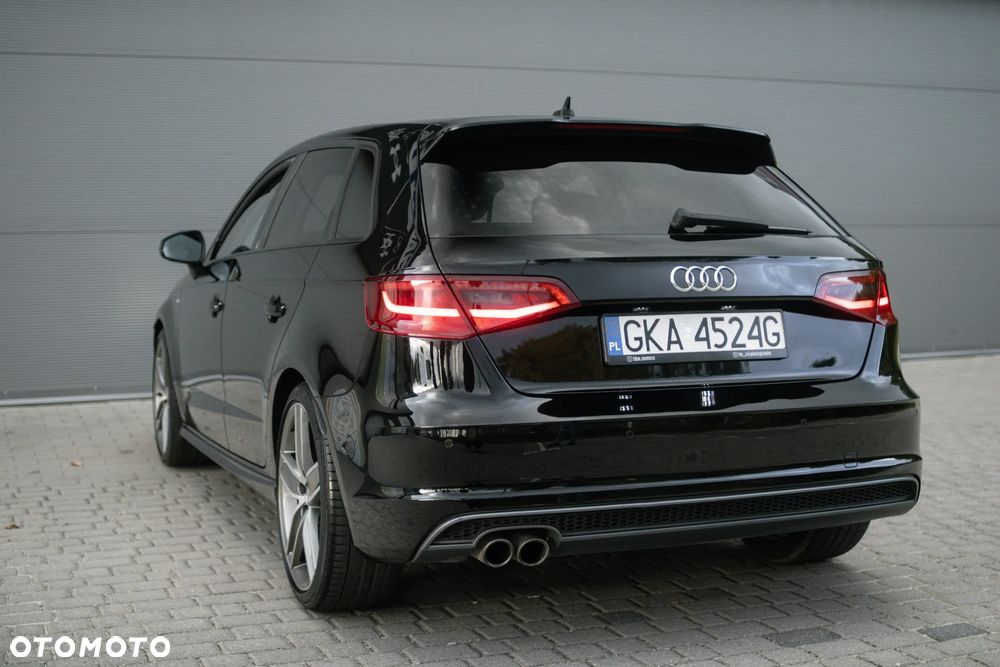 Audi A3 Sportback 1.4 TFSI S line Sportpaket - 23