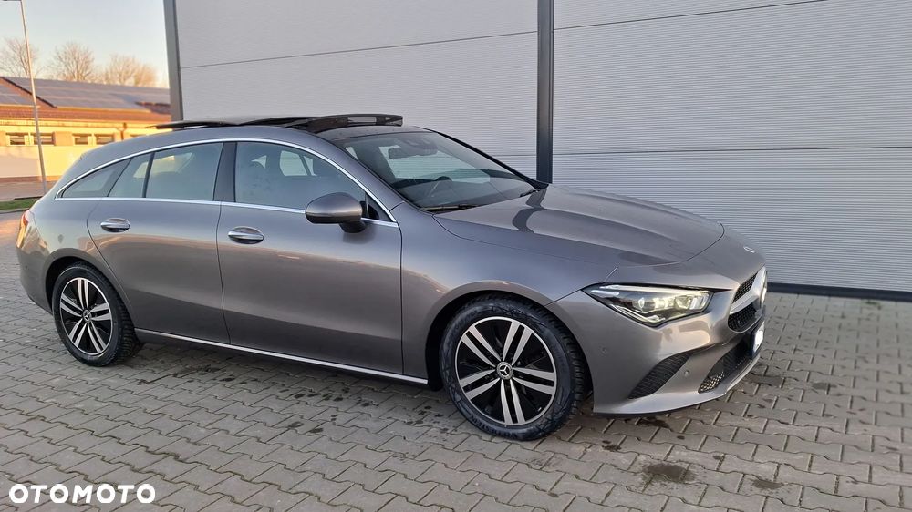 Mercedes-Benz CLA 180 7G-DCT Edition Progressive Line - 1