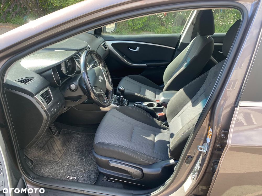 Hyundai i30 1.6 GDI Classic - 8