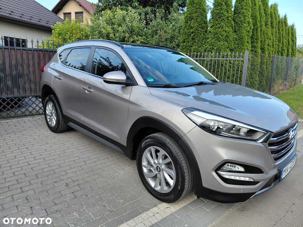 Hyundai Tucson 2.0 CRDI BlueDrive Style 2WD - 8