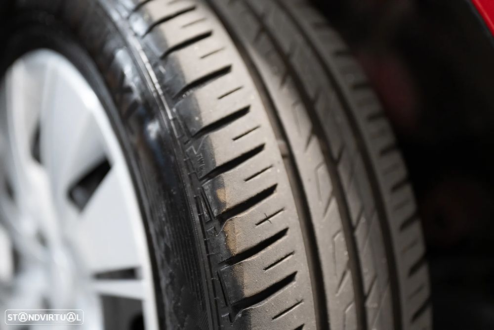 Toyota Yaris 1.0 VVT-i AC - 6