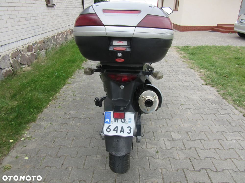 Suzuki DL - 4