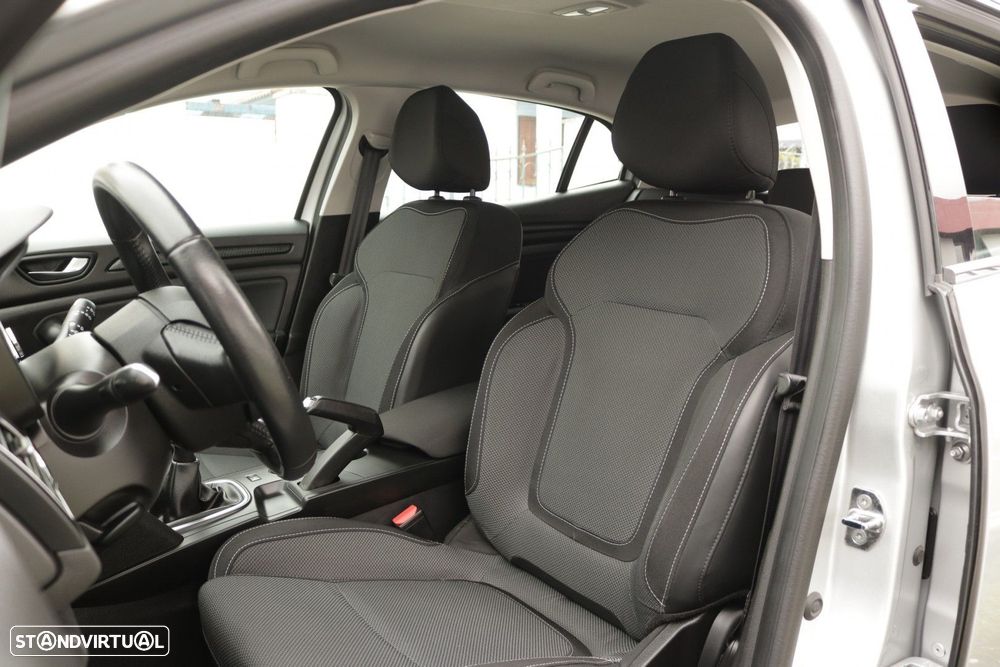 Renault Mégane 1.5 Blue dCi Zen - 15