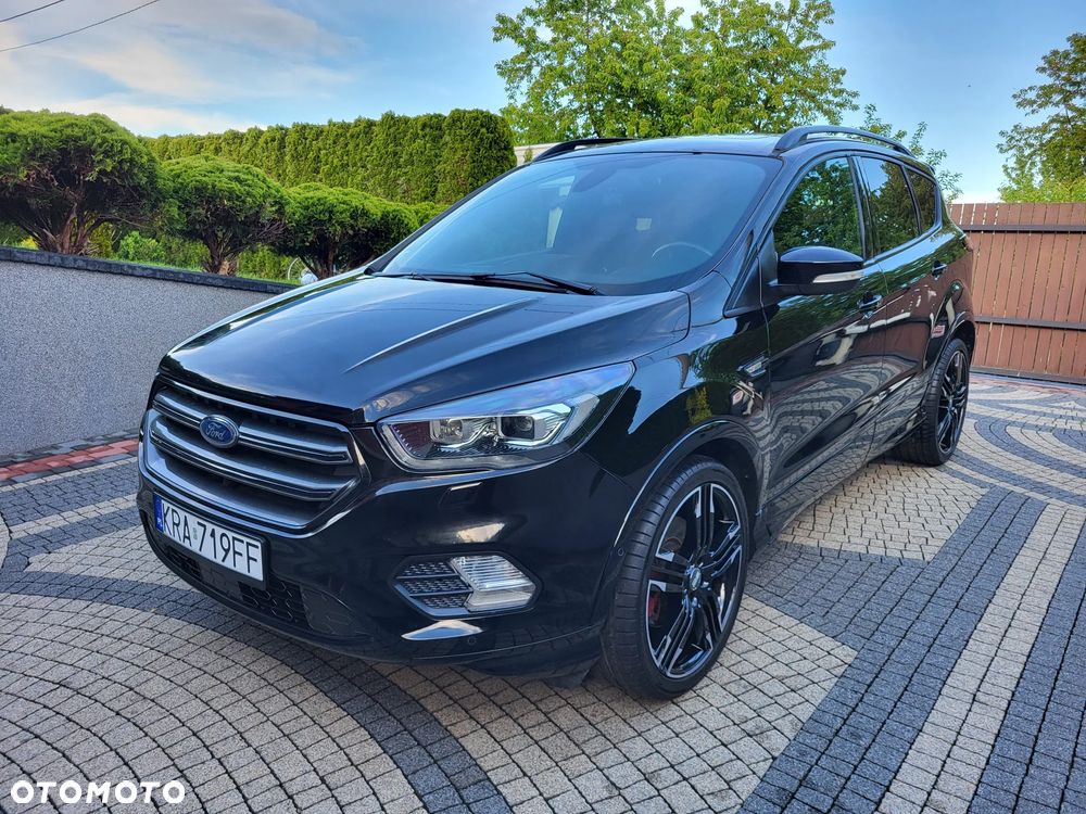Ford Kuga 1.5 EcoBoost 4x4 ST-Line - 1