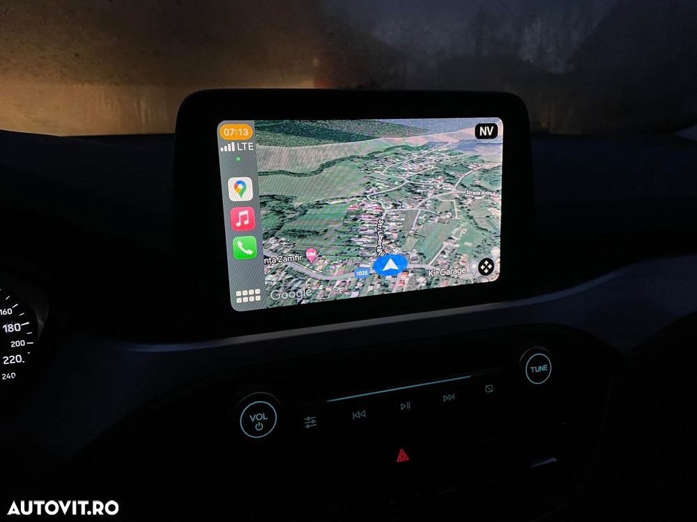 Ford Focus 1.0 EcoBoost Start-Stopp-System ST-LINE - 29
