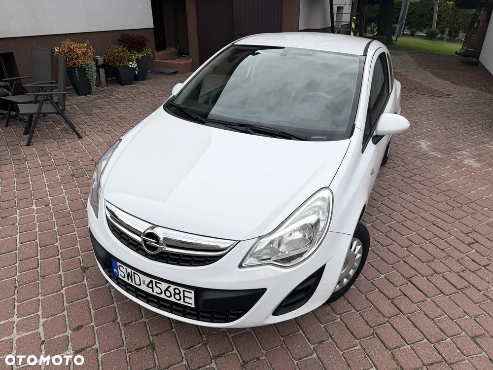 Opel Corsa 1.2 16V Essentia - 20