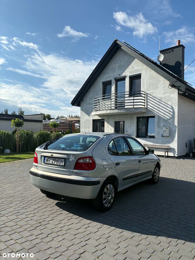 Renault Megane 1.4 16V Expression - 5