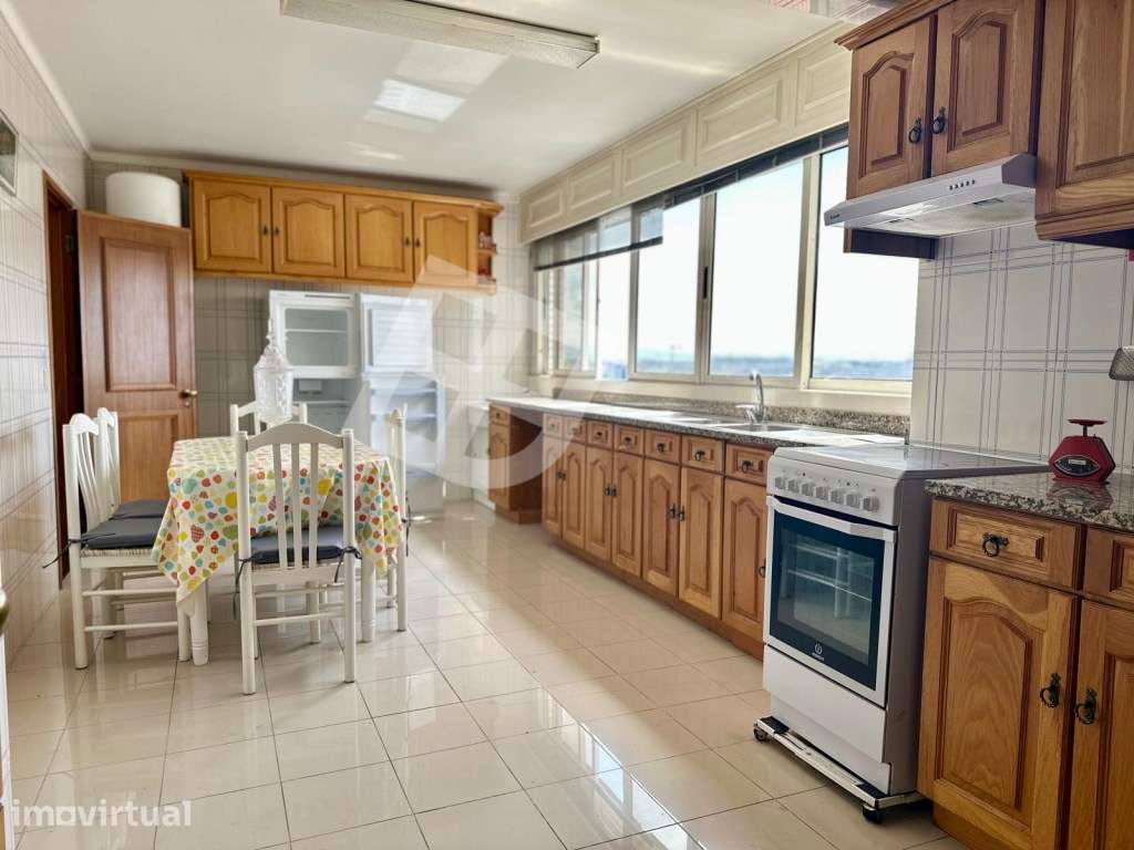 Apartamento T4 c/ Vista Salinas - Aveiro Centro - Grande imagem: 2/39