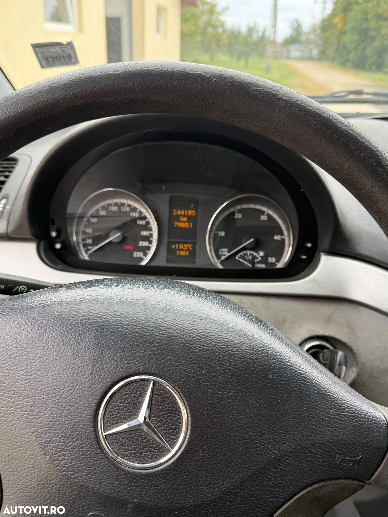 Mercedes-Benz Viano - 14