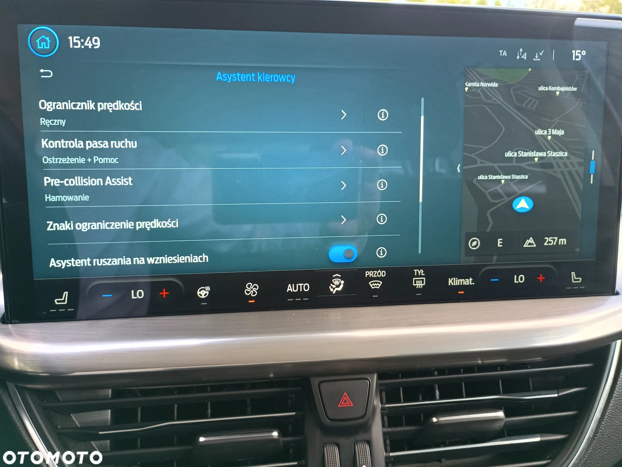 Ford Focus 1.0 EcoBoost Titanium - 22
