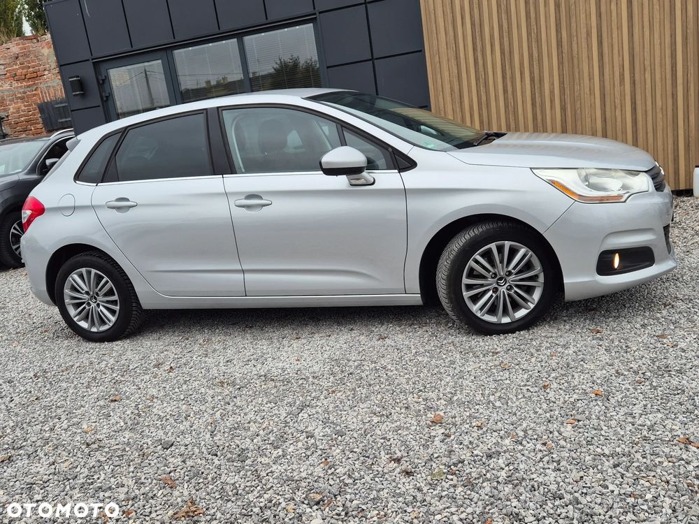 Citroën C4 VTi 120 Attraction - 17