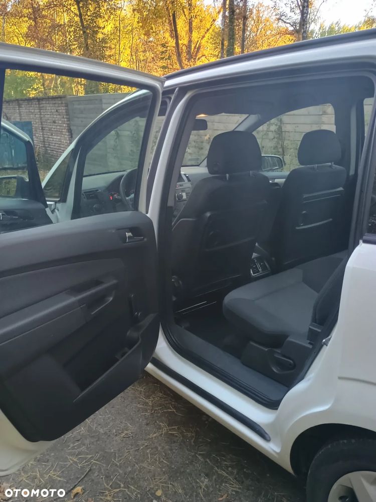 Opel Zafira 1.9 CDTI Enjoy - 24