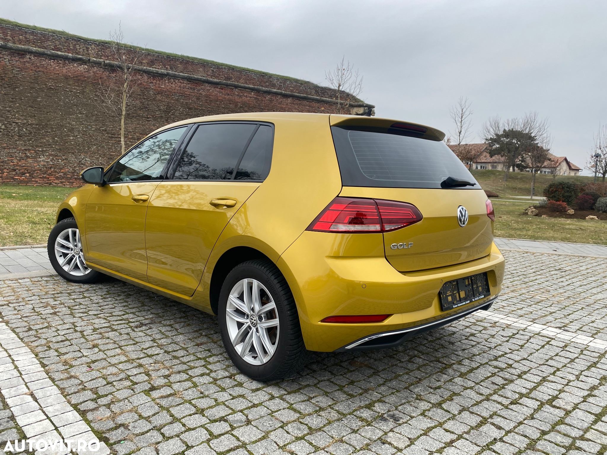 Volkswagen Golf 1.0 TSI (BlueMotion Technology) Comfortline - 4