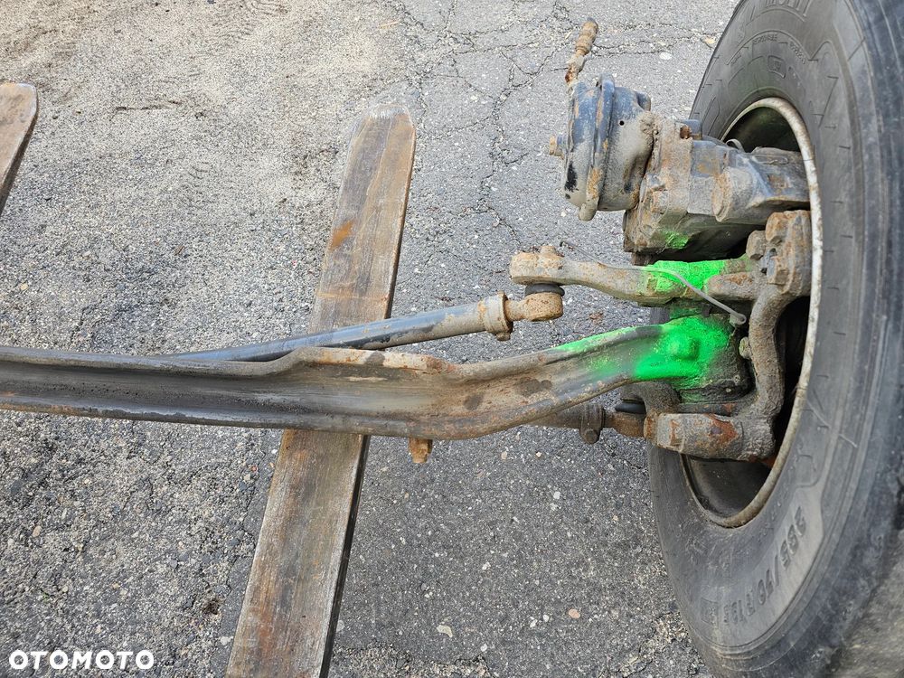 BELKA OŚ PRZEDNIA PIASTY PIASTA ZWROTNICE RENAULT MIDLUM DCI DXI FELGI 19,5'' - 7