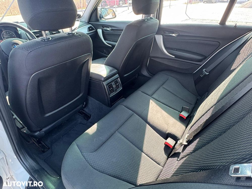BMW Seria 1 120d Aut. - 8