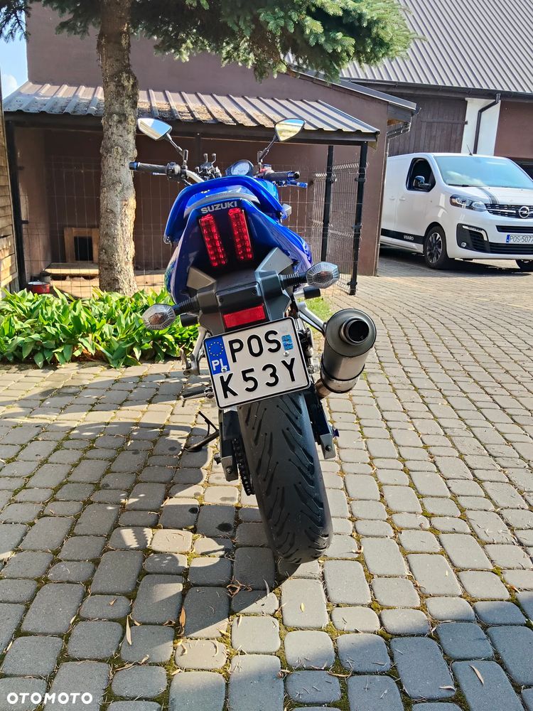 Suzuki SV - 4