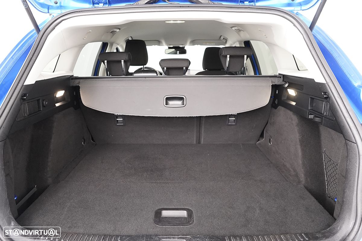 Ford Focus SW 1.0 EcoBoost Active Aut. - 22