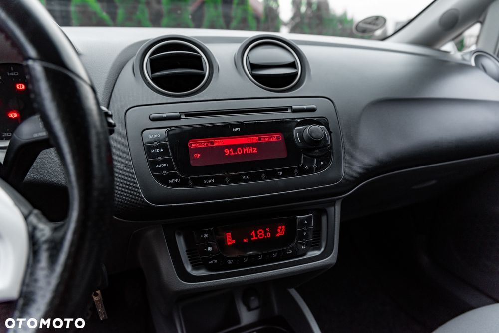 Seat Ibiza 1.4 16V Style - 33