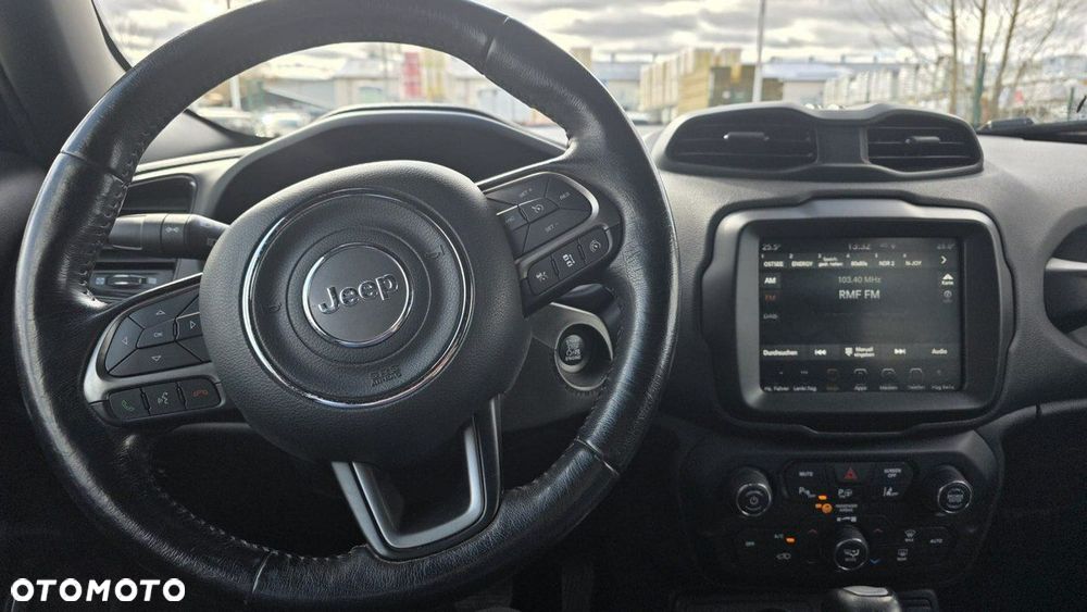 Jeep Renegade - 9