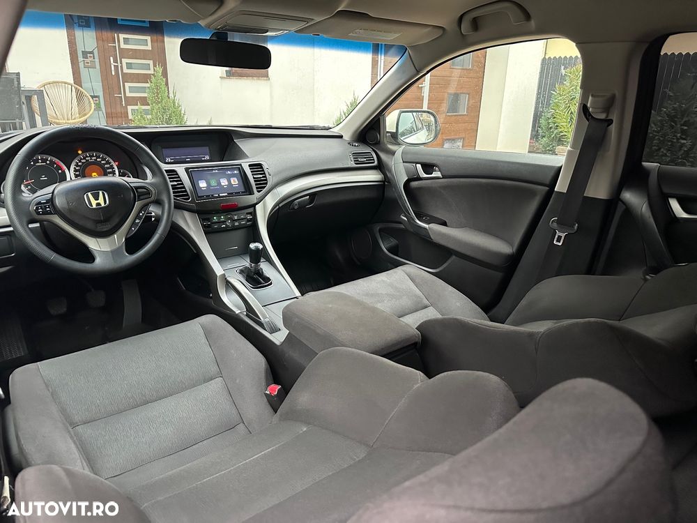 Honda Accord 2.0 Elegance - 24