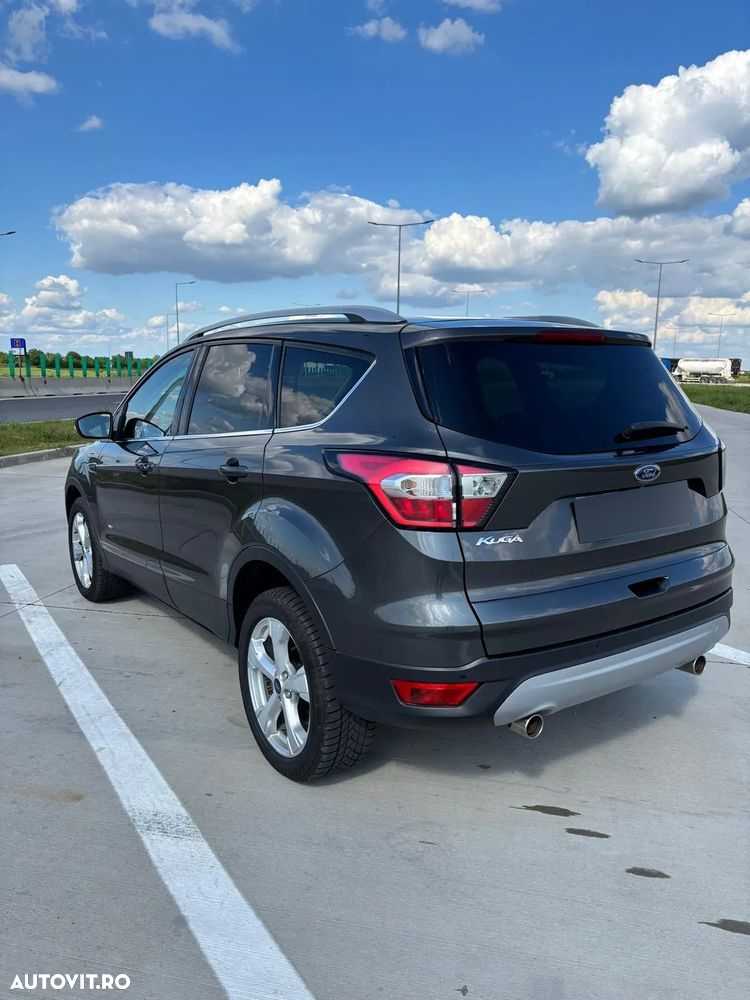 Ford Kuga 2.0 TDCi 4WD Powershift Titanium - 3