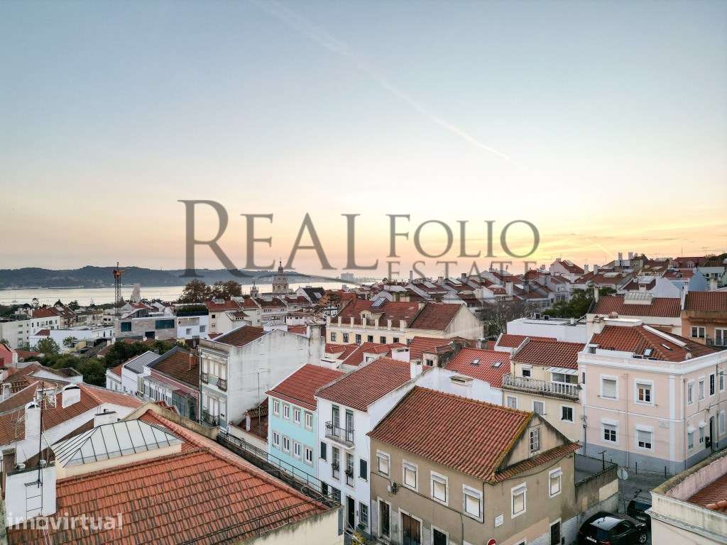 Apartamento T2-1 Duplex com varanda e vista rio na Ajuda - Grande imagem: 2/14