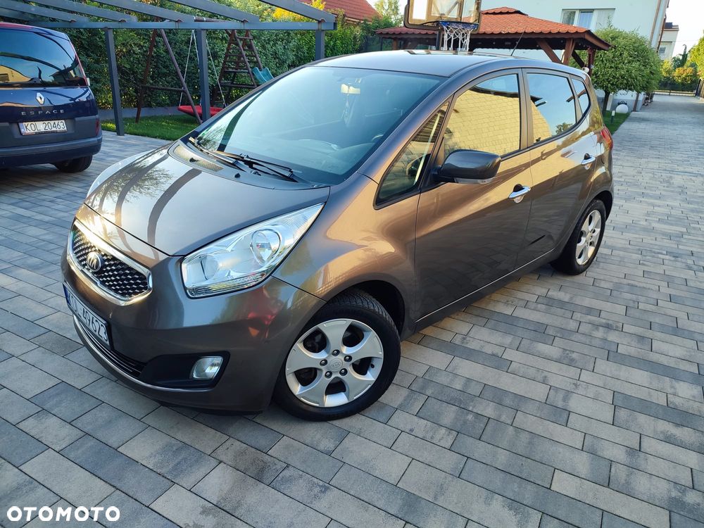 Kia Venga - 3