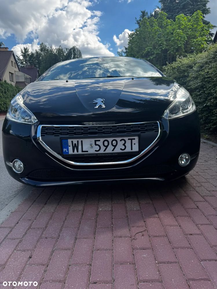 Peugeot 208 1.6 BlueHDi Allure S&S - 6