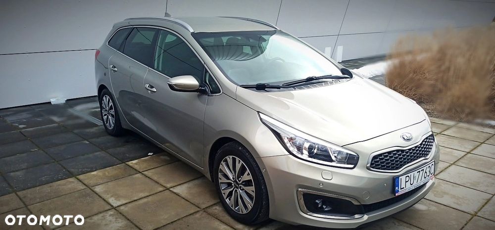 Kia Ceed 1.6 CRDi 136 DCT ISG Platinum Edition - 5
