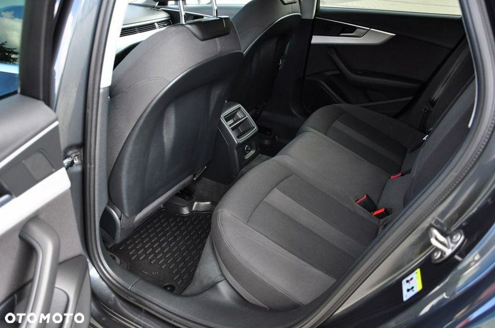Audi A4 Avant - 24