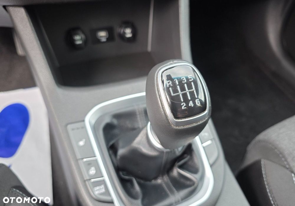 Hyundai i30 - 19