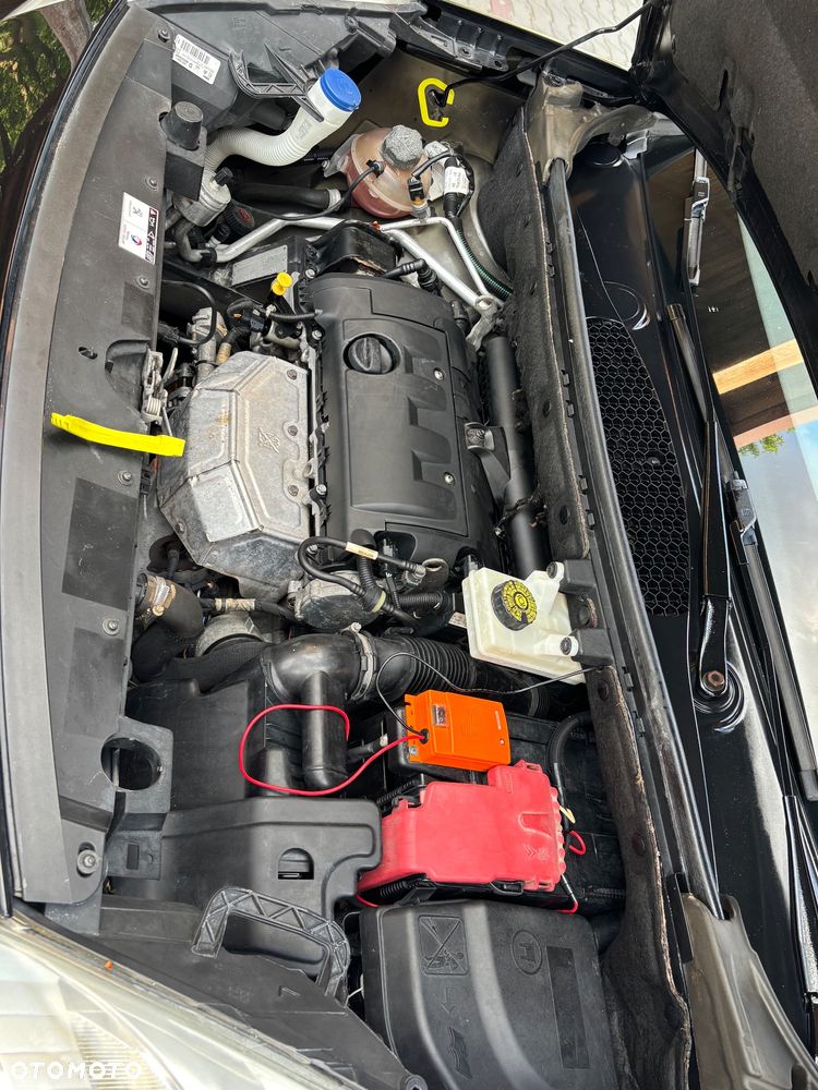 Peugeot Partner 120 VTi Family - 23