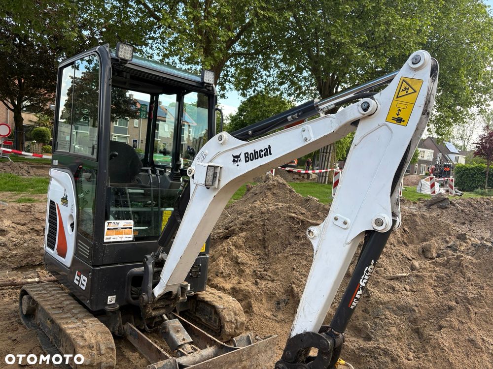 Bobcat E19 - 6