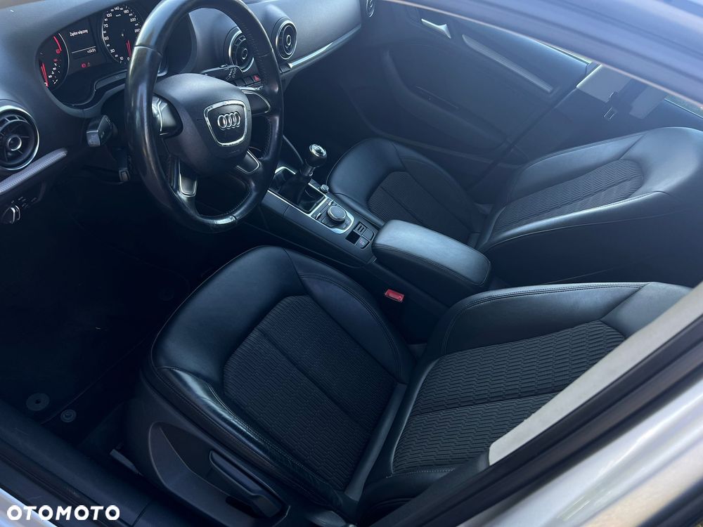 Audi A3 Sportback - 10