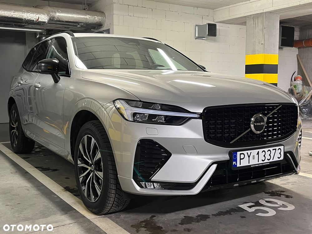 Volvo XC 60 B4 B Plus Dark - 26