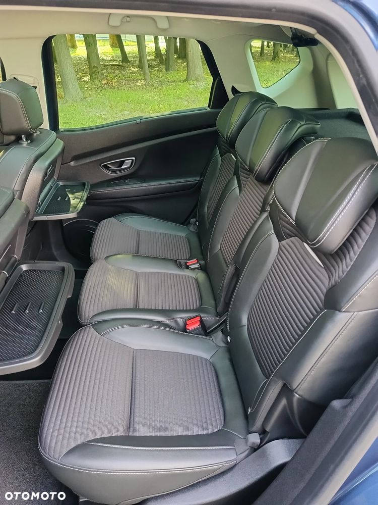 Renault Scenic - 16