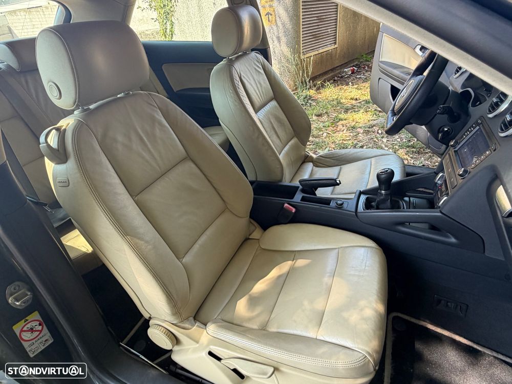 Audi A3 1.6 TDI DPF Attraction - 12