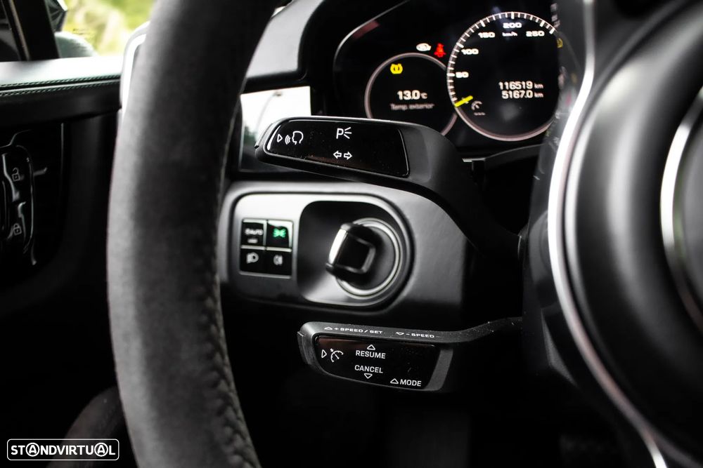 Porsche Cayenne Coupé E-Hybrid - 15