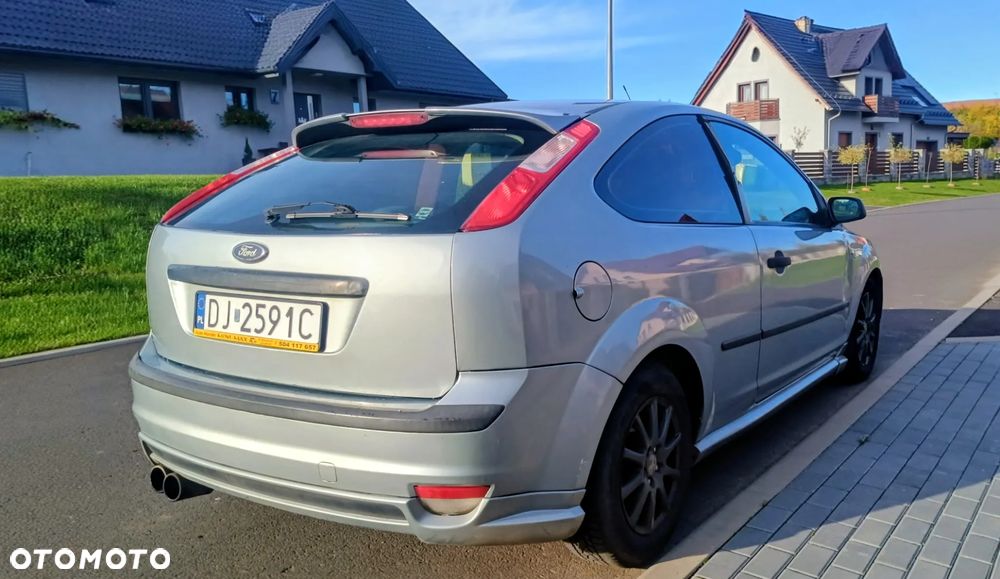 Ford Focus 1.6 Comfort - 5