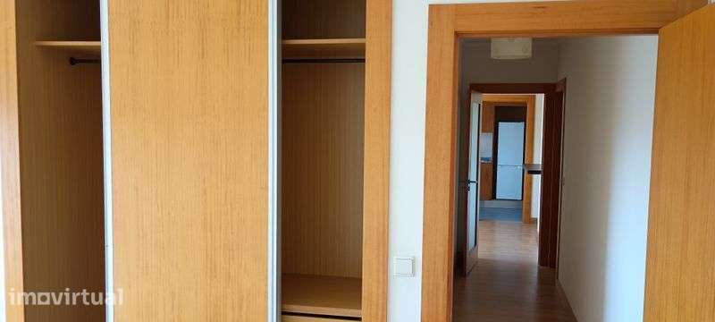Aluga-se T2 - 900€  Campo-Valongo - Grande imagem: 3/8