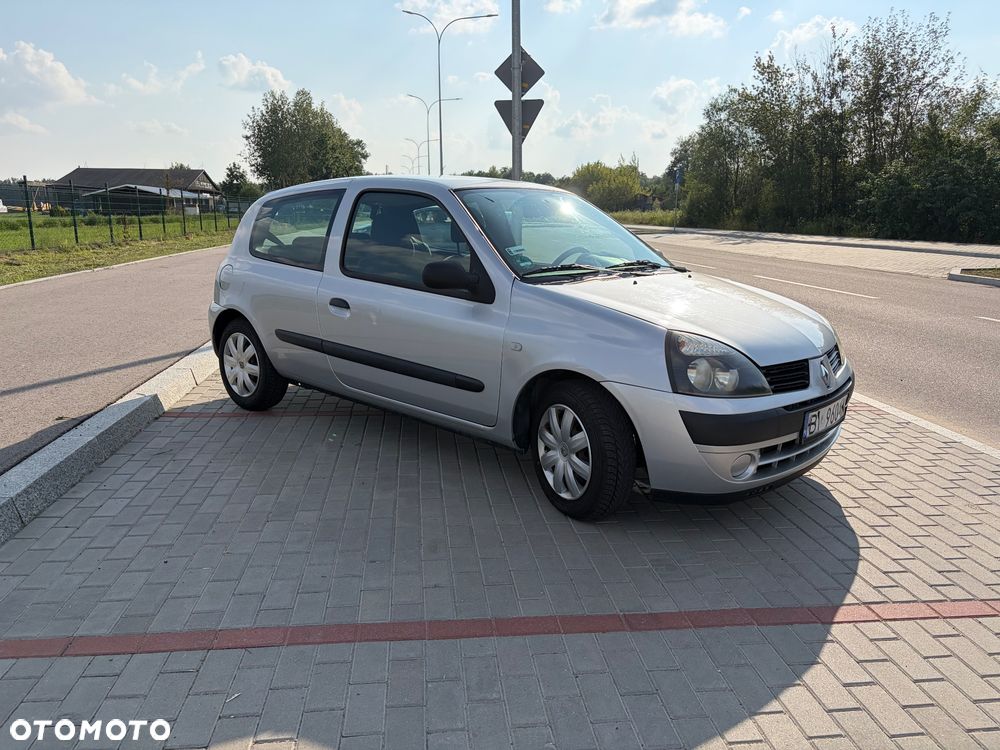 Renault Clio 1.2 Campus - 3