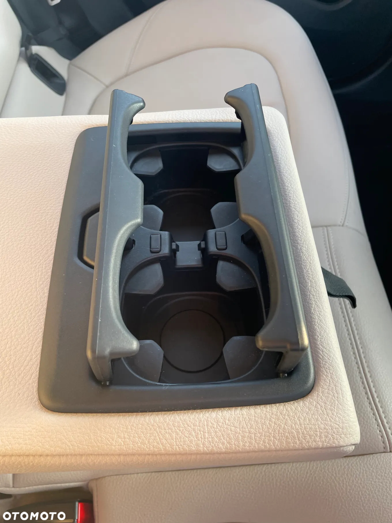 BMW X1 sDrive18i - 14